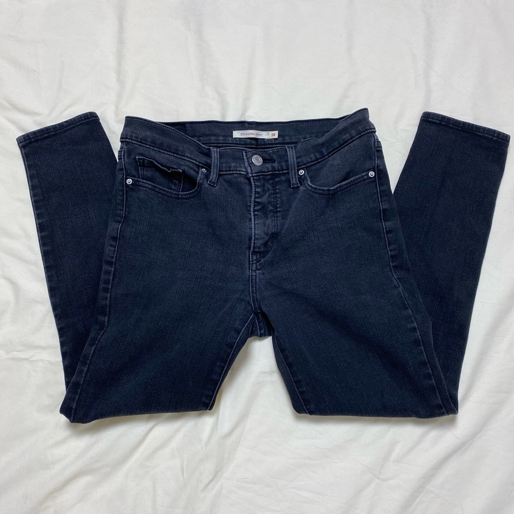 Black Levi’s 311 Shaping Skinny Jeans- (EUC) Size 28